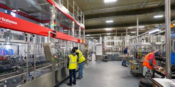 Four Feathers Wine Services Bottling Line 