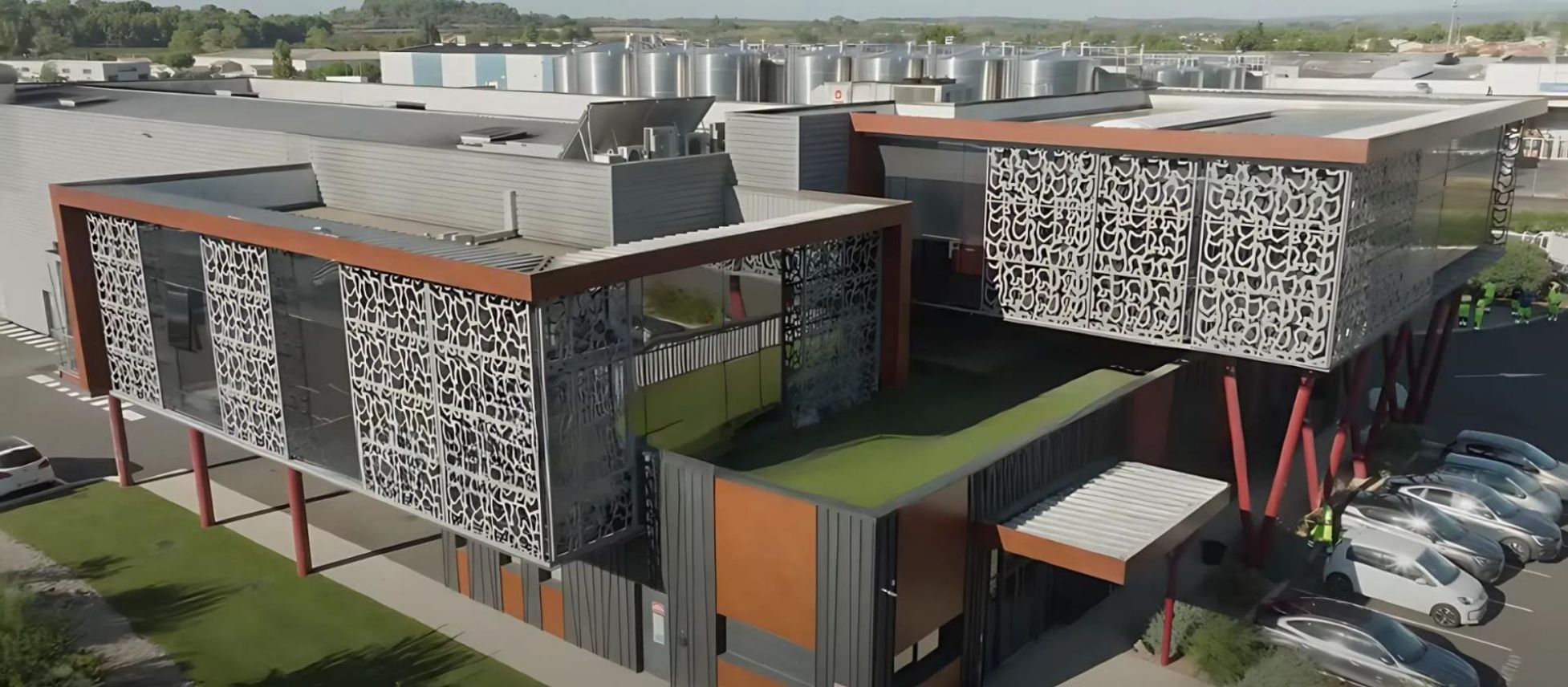 Photo for: Beyond Volume: How Sudvin is Elevating Bulk Wine in a Changing Market